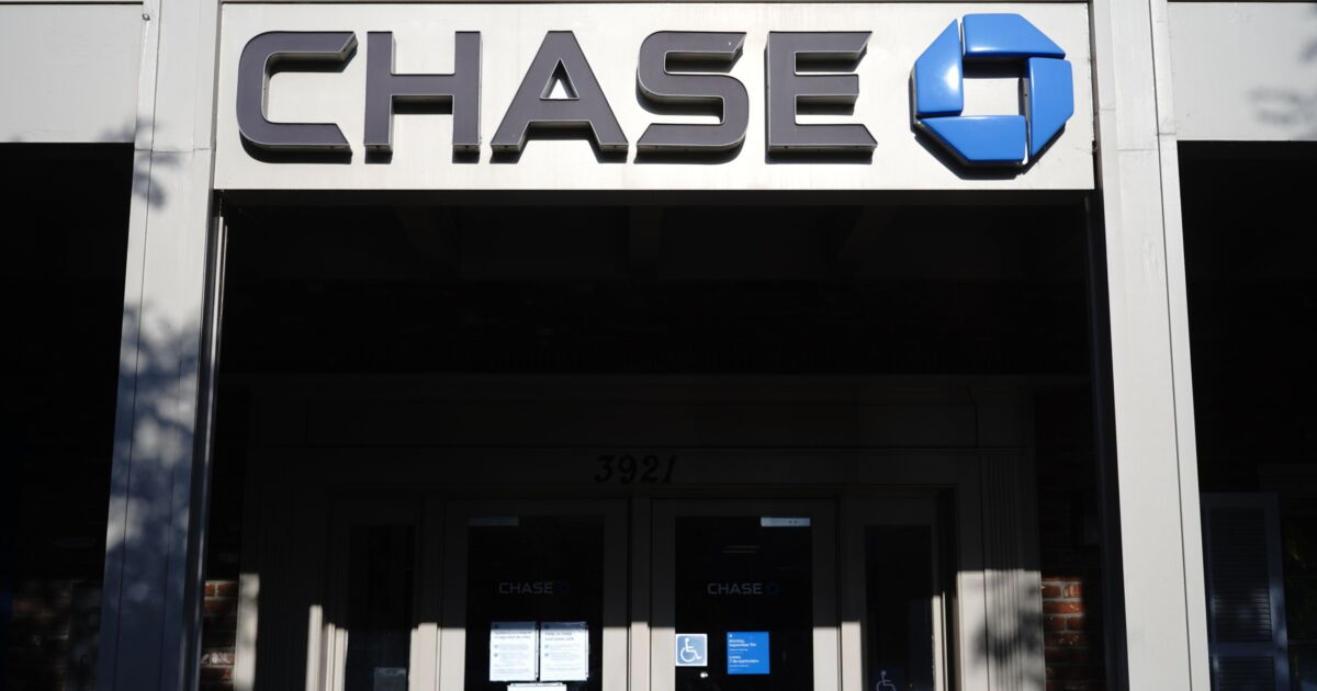 Two years after HELOC pullback, JPMorgan again eyes the business