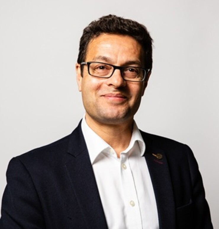 Headshot of Tim Hardcastle.