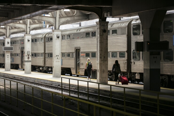Metra commuter train