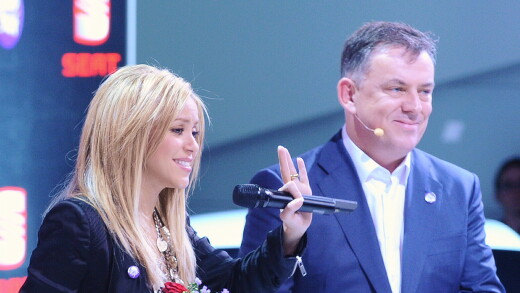 shakira-bouquet.jpg