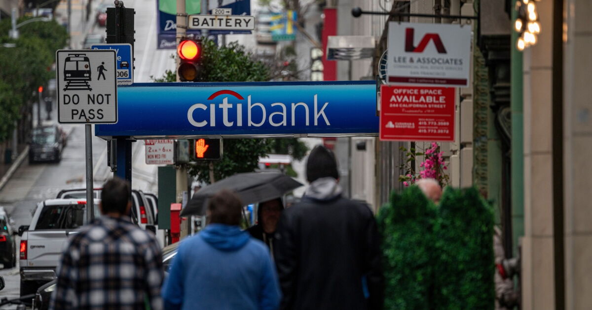 Despite revenue headwinds, Citi stands by revamped wealth strategy