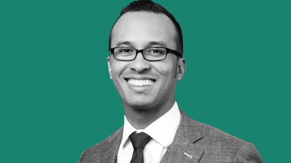 IBD Elite LIVE Slide JPGs/Elijah Souza;_Slide.jpg