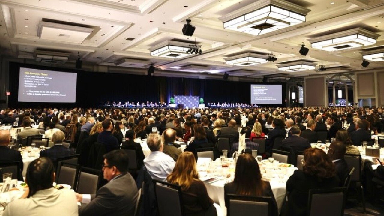 A full house at the Annual Economic Outlook panel