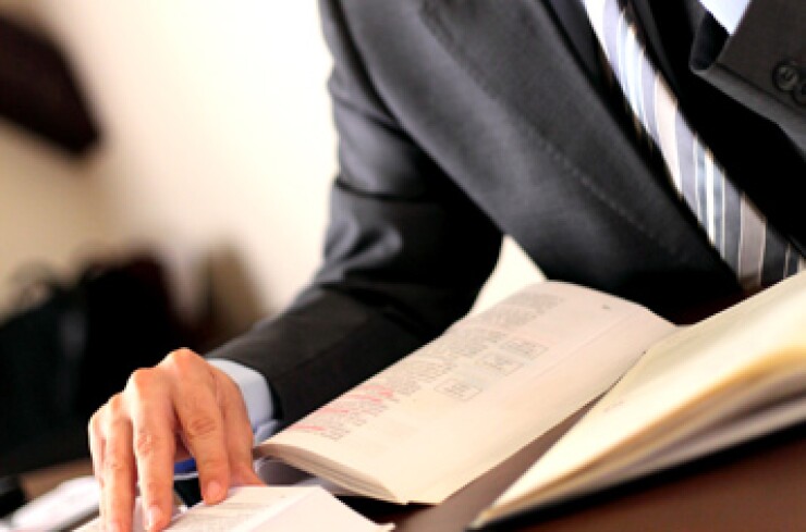 lawyer-fotolia.jpg