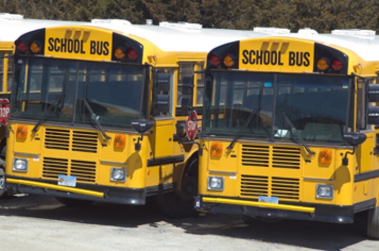 school-bus-2-fotolia.jpg