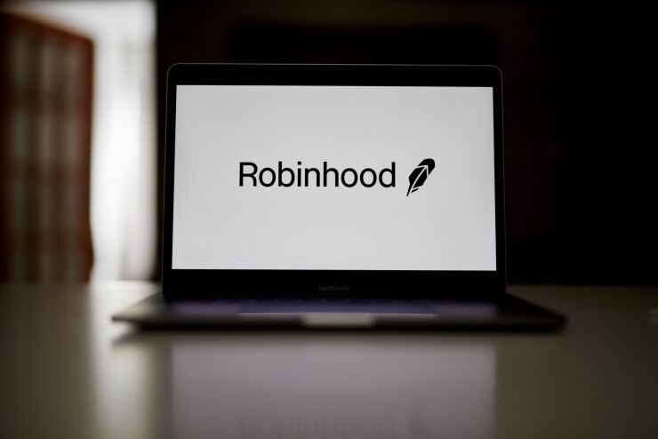 Robinhood logo on a laptop 2020
