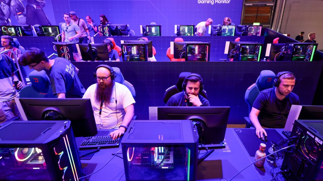 Inside The Gamescon Convention