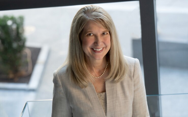 mpwib21-karen-larrimer-cardshowcrop