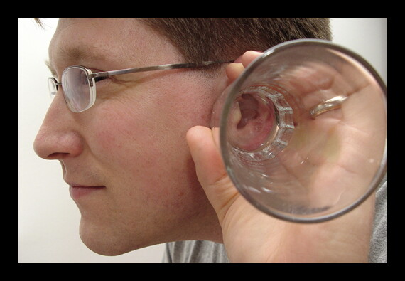 snooping-ts81811.jpg