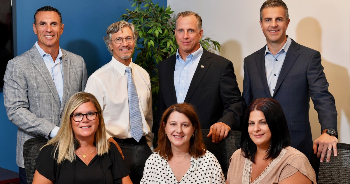 Raymond James snags 6-advisor team from Commonwealth Raymond James snags 6-advisor team from Commonwealth