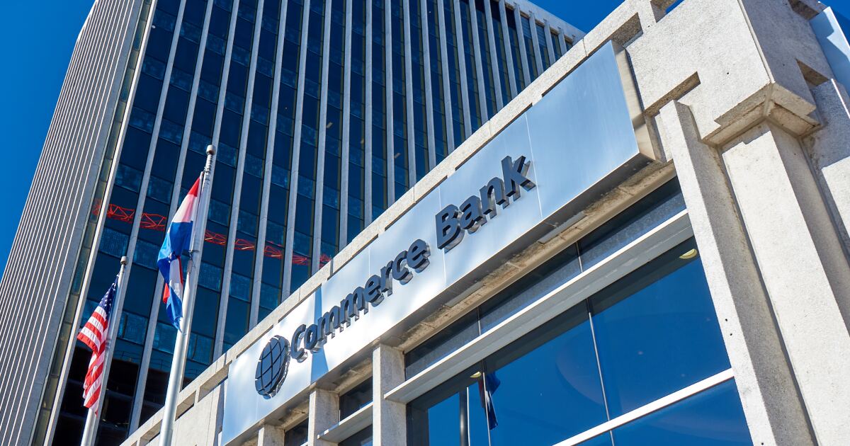 Commerce Clinches Acquisition of FineMark Holdings