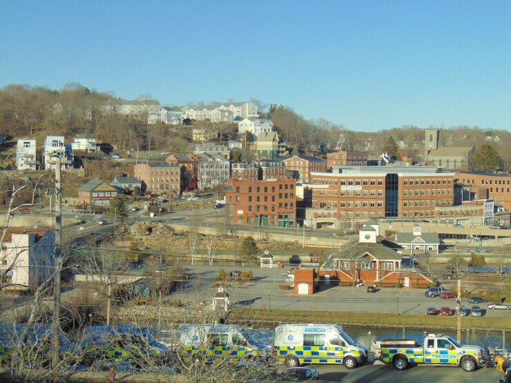 norwich-conn-credit-jjbers-wiki