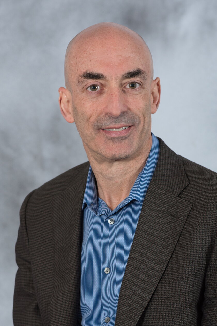 Simeon Schindelman headshot .jpg