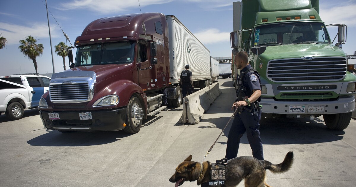 Border states weigh risks from Trump's threatened tariffs Border states weigh risks from Trump's threatened tariffs