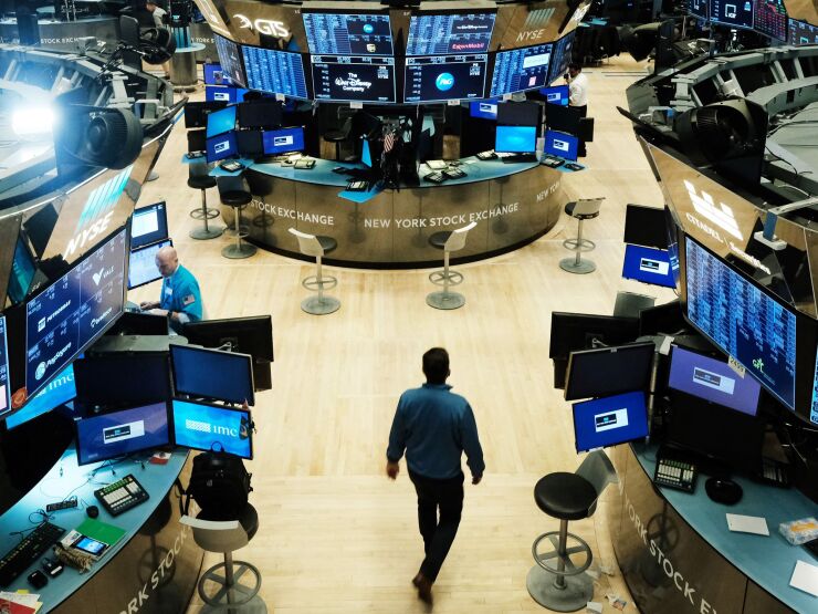 nyse-trading-floor.jpg