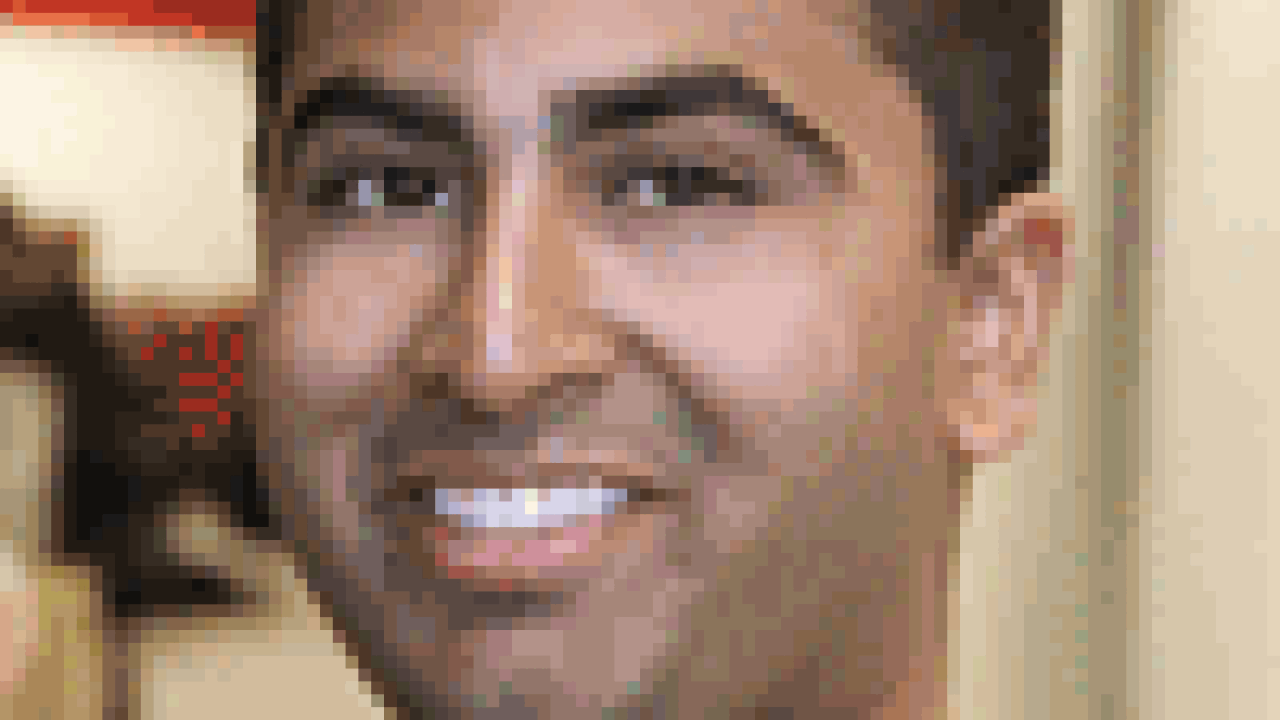 siddiquishamoon100x133.gif
