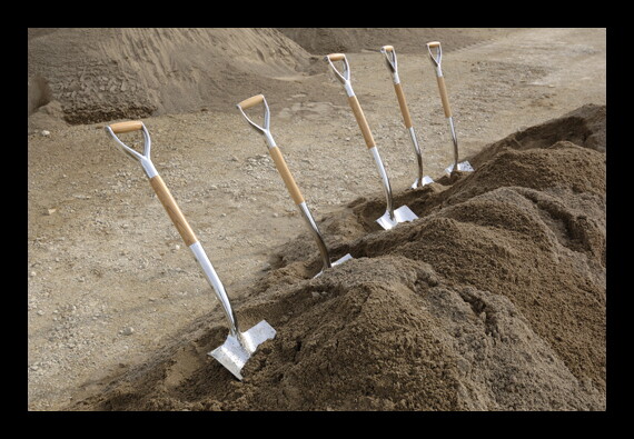 shovel-dirt-ts.jpg