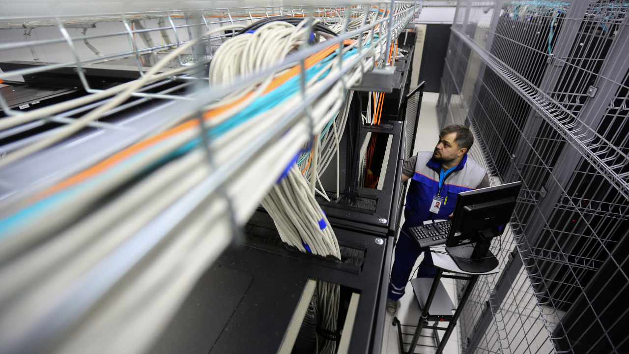 data-servers-bloomberg-news