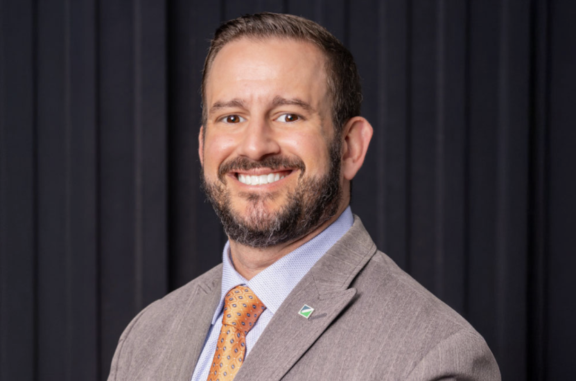 Founders Bank promotes Chris Lipscomb