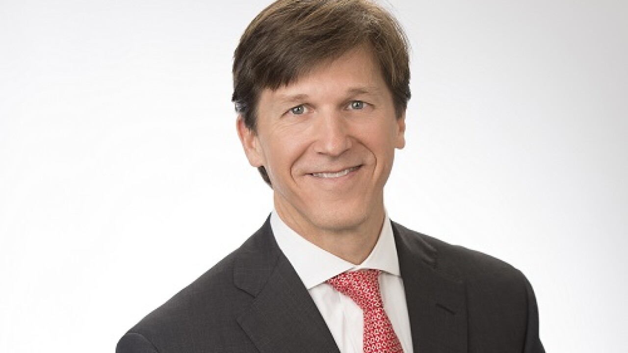 LPL Slashes Platform Prices Ahead of Fiduciary Rule