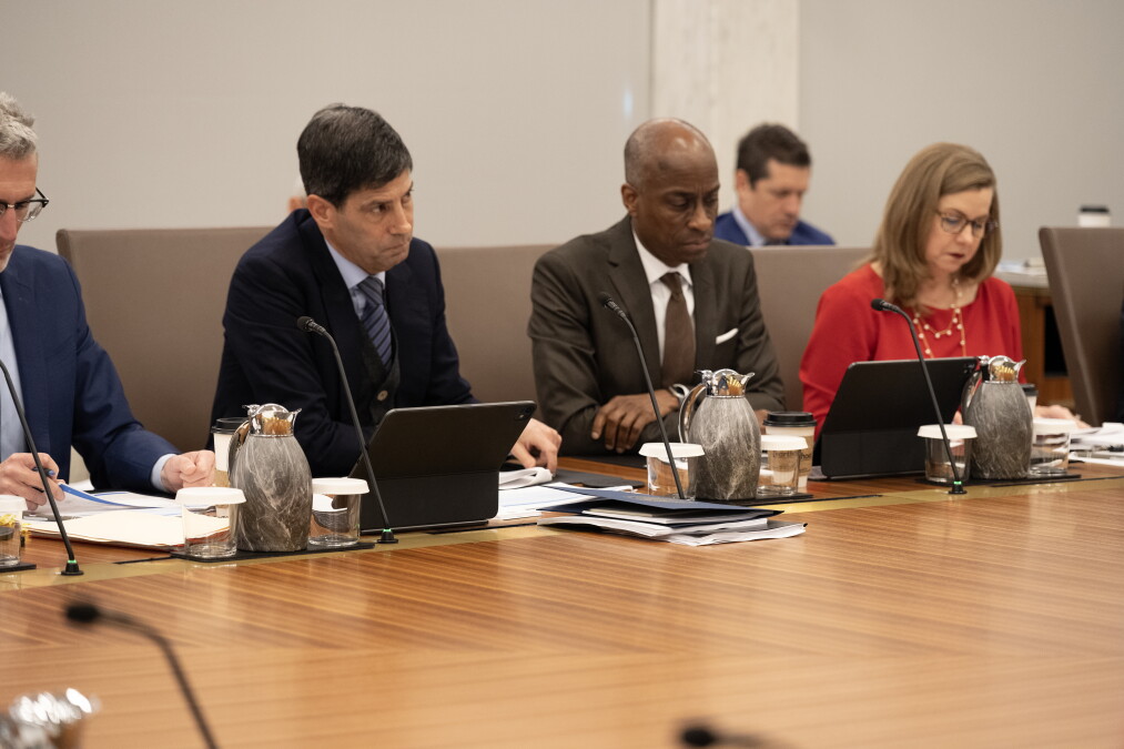 Photo for: For Fed, politics impossible to avoid in pre-midterm FOMC