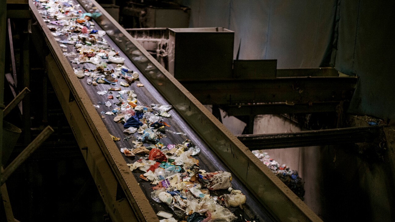 A recycling conveyor belt