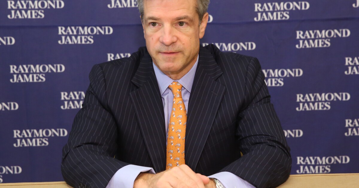 Still No Love for Robos at Raymond James Financial Planning