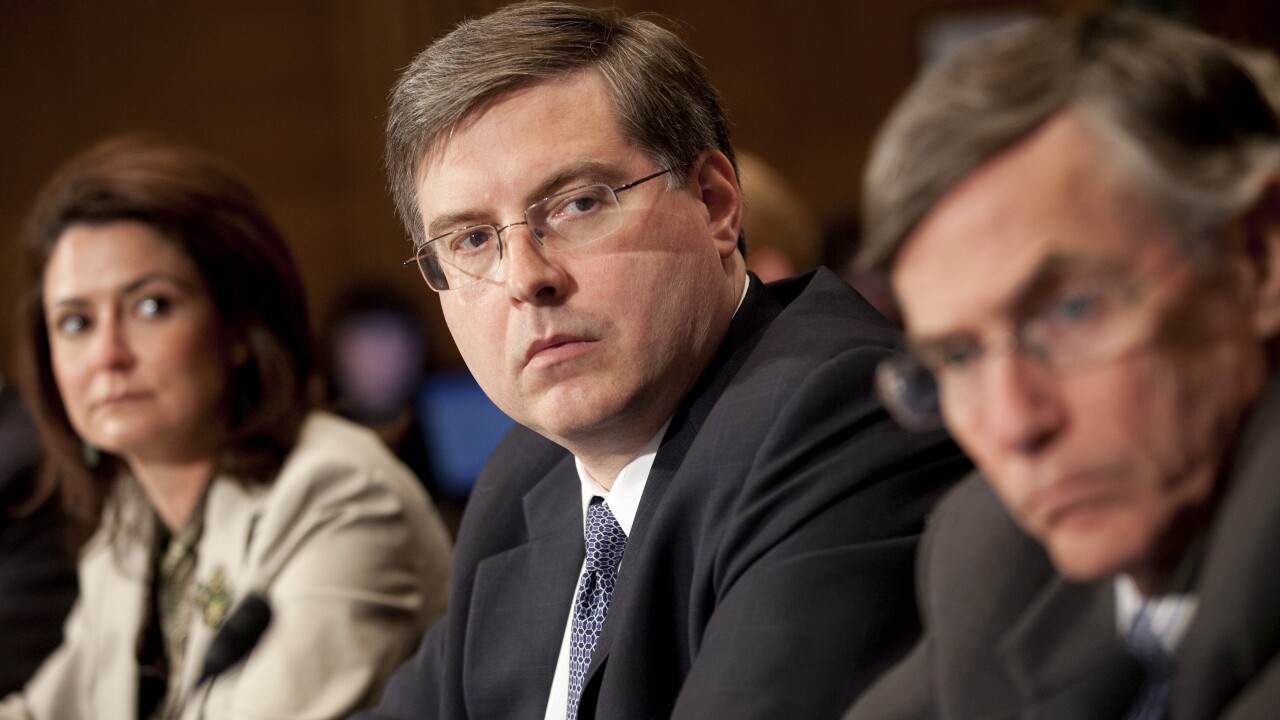 Cook-Robert-FINRA-CEO-with-Richard-Ketchum-Bloomberg