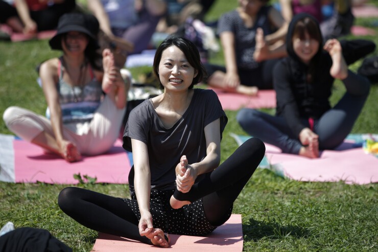 yoga in park