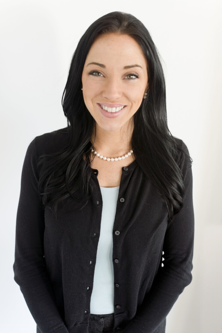 Colleen Blum Headshot.jpg