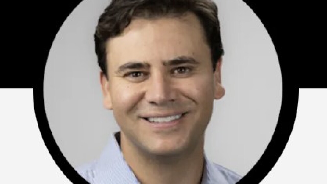 Headshot of Tony Gonzalez.