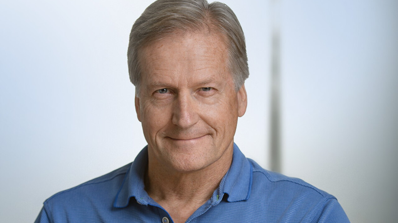 Tom-Hutton-900px.jpg