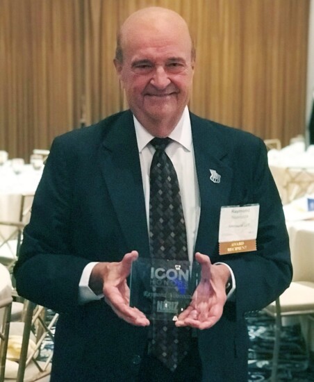Raymond Nisivoccia, founding partner of Nisivoccia LLP, receives an awards at the NJBiz Icon Honors Celebration in 2018