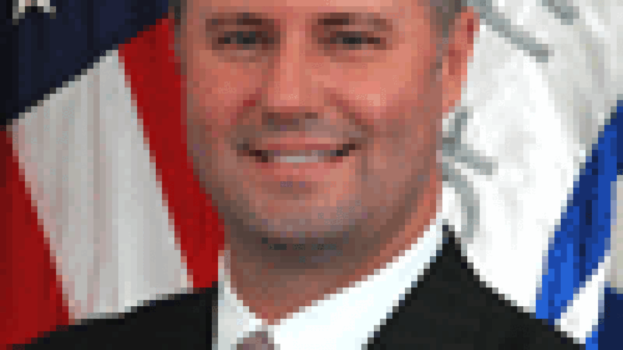 tom-madison-100.gif