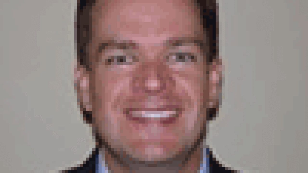 chris-mande-100.gif