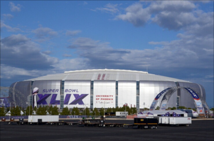 univ-of-phoenix-nfl-357.jpg