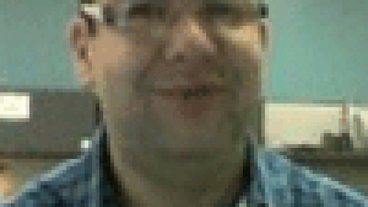 espinosa100x133.gif