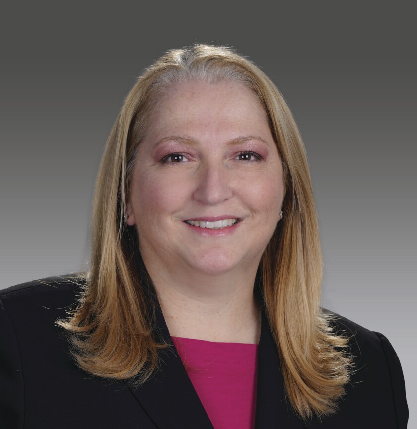 donecker-nicole-marcum.jpg