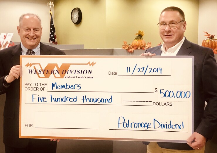 From left: Peter Seitz, chairman of the board at Western Division FCU, and President and CEO Robert Harms