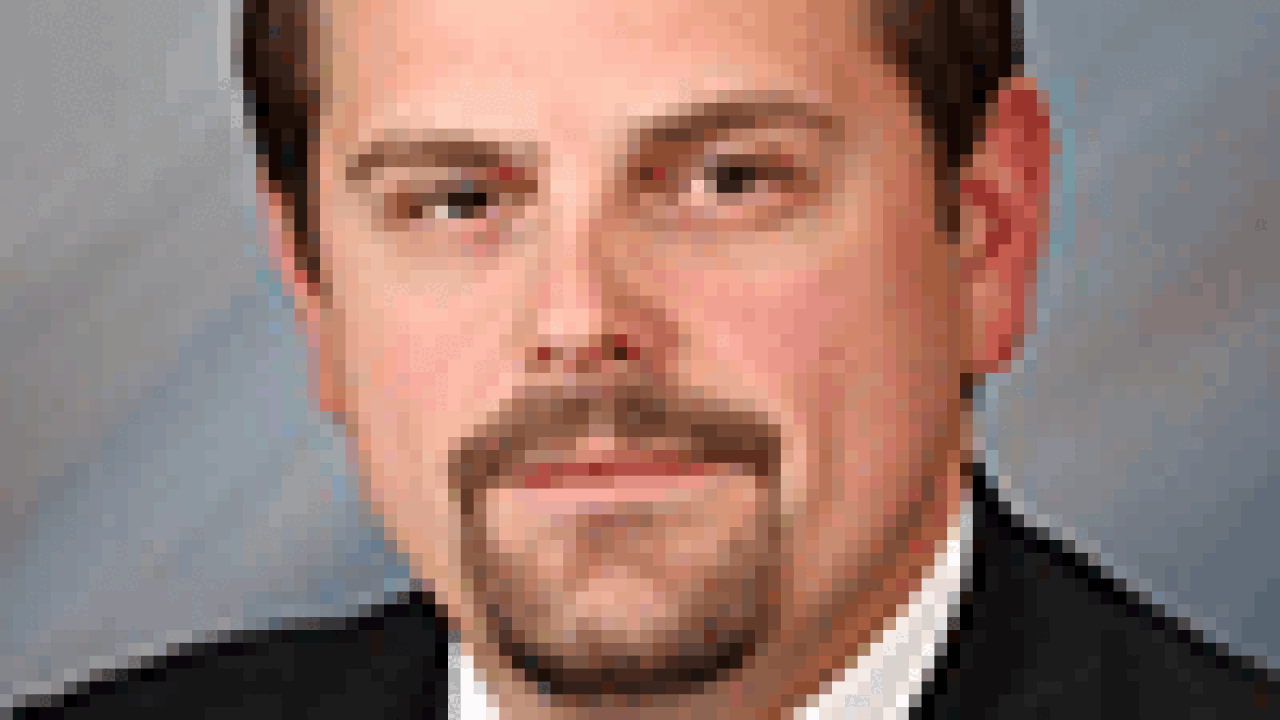 chris-couch-100.gif