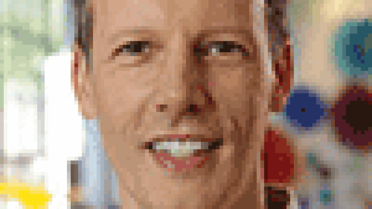 james-mckelvey.gif