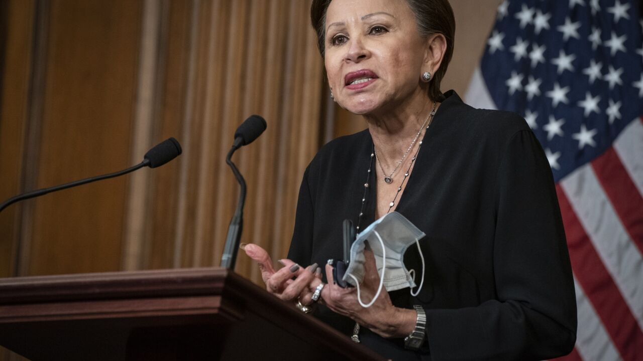 House Overwhelmingly Passes Aid Bill Amid Health Precautions