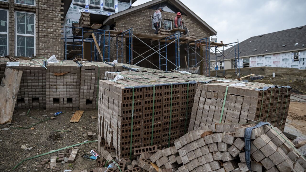 Housing Is So Hot That U.S. Builders Have to Stop Taking Orders