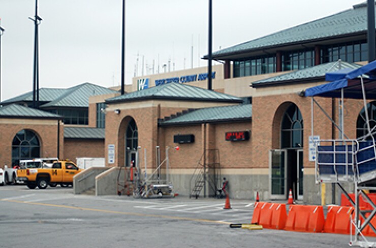 westchester-county-airport.jpg