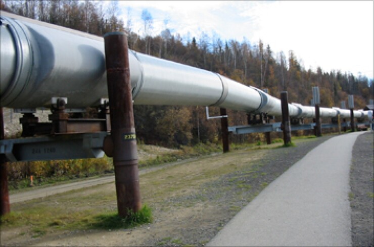 alaska-pipeline-credit-rich-saskal-357.jpg
