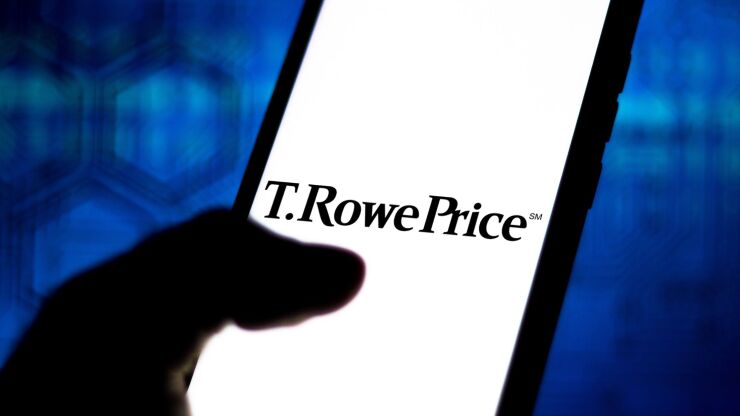 Clients added a net $1.2 billion to T. Rowe Price's funds in first quarter, far short of the $3.4 billion analysts predicted.