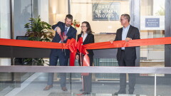 BNN ribbon cutting.jpg