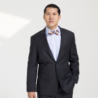 Earl Carr is the vice president of international research at Momentum Advisors based in New York City and Adjunct Instructor at New York University.