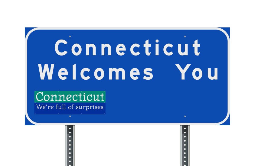 Connecticut welcomes you road sign