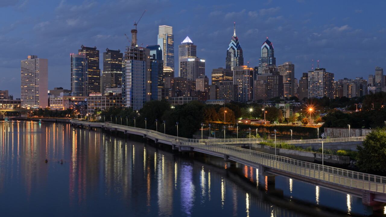 A picture of the Philadelphia skyline.